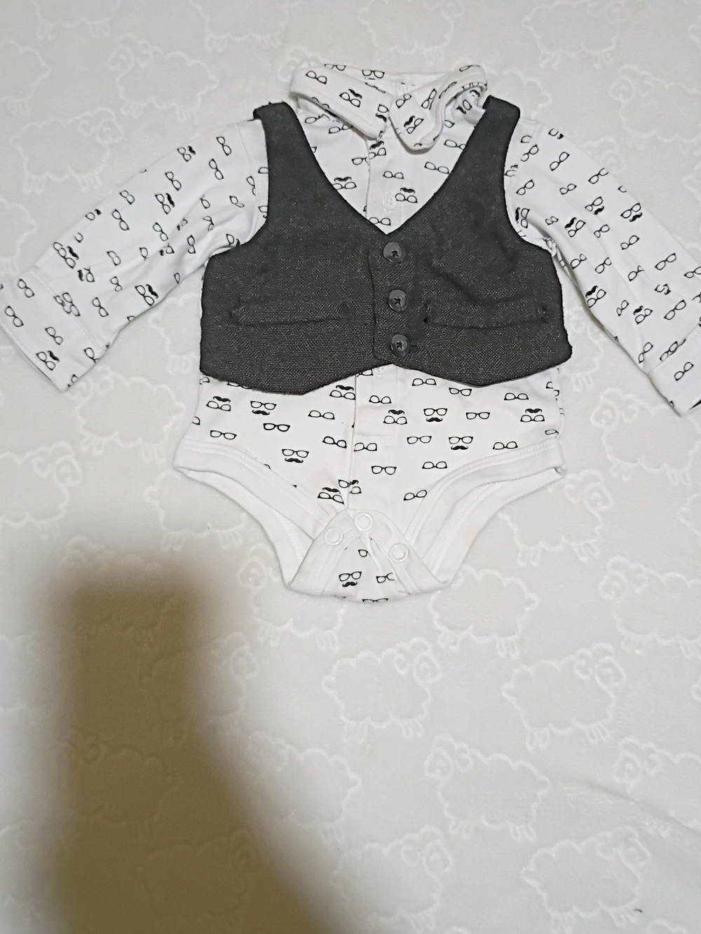 & Other Stories White One-Piece with Black Glasses Print and Gray Vest